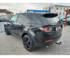 Land Rover Discovery Sport 2,0 TD4 AWD Sport 7míst S.KNIHA - 8