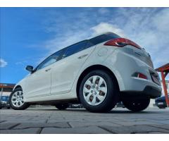 Hyundai i20 1,2 i Family Plus ČR S.KNIHA - 44