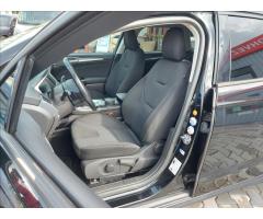 Ford Mondeo 2,0 TDCI AUT TITANIUM S.KNIHA - 13