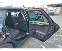 Ford Mondeo 2,0 TDCI AUT TITANIUM S.KNIHA - 21