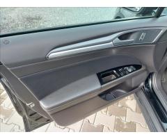 Ford Mondeo 2,0 TDCI AUT TITANIUM S.KNIHA - 28