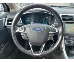 Ford Mondeo 2,0 TDCI AUT TITANIUM S.KNIHA - 33