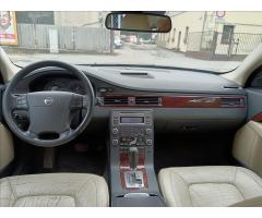 Volvo S80 2,4 D5 Kinetic AWD - 17