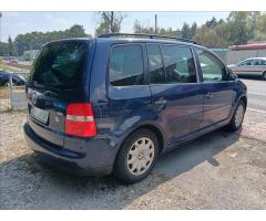 Volkswagen Touran 1,9 TDi Conceptline - 13