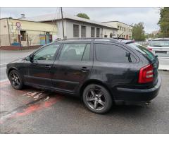 Škoda Octavia 2,0 TDI PD Elegance Combi - 7