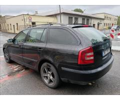 Škoda Octavia 2,0 TDI PD Elegance Combi - 8