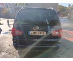 Volkswagen Sharan 1,9 TDI 4Motion Sportline Business - 9