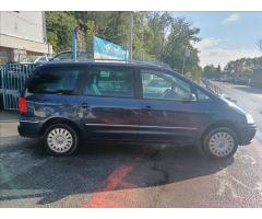 Volkswagen Sharan 1,9 TDI 4Motion Sportline Business - 12