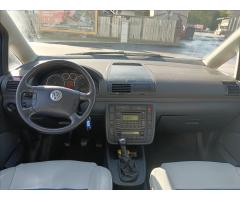 Volkswagen Sharan 1,9 TDI 4Motion Sportline Business - 15