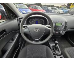 Hyundai i30 1,4 i CVVT 80KW garance km,1.majitel - 14