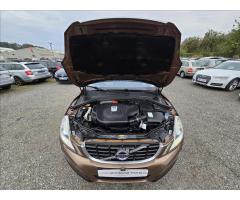 Volvo XC60 2,4 D5 151KW Summum AWD,2 sady kol - 20