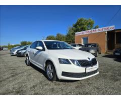 Škoda Octavia 1,6 TDi 85KW Ambiente - 1