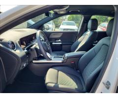 Mercedes-Benz GLA 2,0 GLA 250 4MATIC - 13