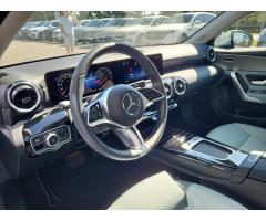 Mercedes-Benz Třídy A 1,3 A 180 Distronic - 9