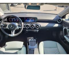 Mercedes-Benz Třídy A 1,3 A 180 Distronic - 11