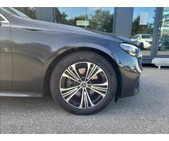 Mercedes-Benz Třídy E 2,0 E 220 d 4M Distronic - 15