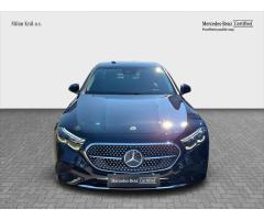 Mercedes-Benz Třídy E 2,0 E 220 d 4M Distronic - 8