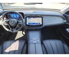 Mercedes-Benz Třídy E 2,0 E 220 d 4M Distronic - 11