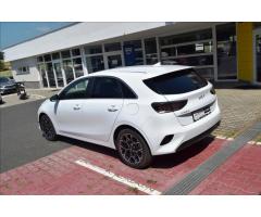 Kia Ceed 1.5 T-GDI EDICE 30 - 12