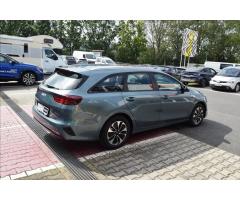 Kia Ceed 1,5 T-GDI 7DCT SPIN - 3