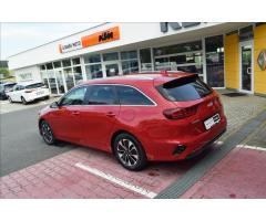 Kia Ceed SW 1,5 TGDI TOP 7DCT - 11