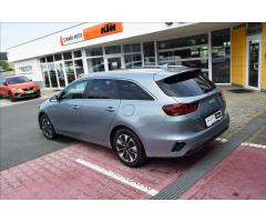 Kia Ceed SW 1,5 TGDI TOP 7DCT - 11