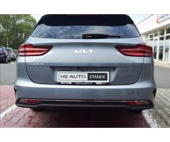 Kia Ceed SW 1,5 TGDI TOP 7DCT - 12