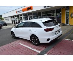 Kia Ceed SW 1,5 TGDI TOP 7DCT - 13