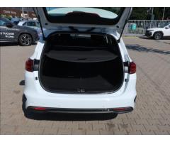 Kia Ceed 1,5 T-GDI 118kW KLIMA ČR  SW - 29