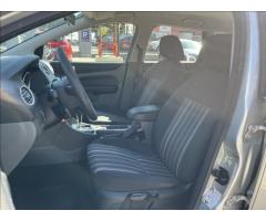 Ford Focus 1,6 i 74kW AUTOMAT - 11