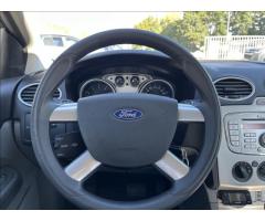 Ford Focus 1,6 i 74kW AUTOMAT - 22