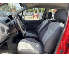 Chevrolet Spark 0,8 i 38 kW - 9