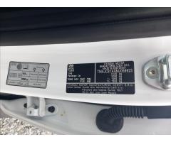 Hyundai Tucson 1,6 CRDi MHEV SMART DCT - 21