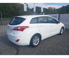 Hyundai i30 1,6 i CVVT - 8