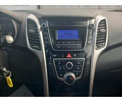 Hyundai i30 1,6 i CVVT - 12