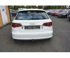 Audi A3 2.0TDi Spotback 110kW Xenon - 6