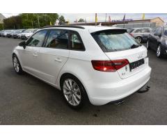 Audi A3 2.0TDi Spotback 110kW Xenon - 7