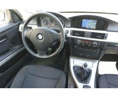 BMW Řada 3 2.0d Touring - 14