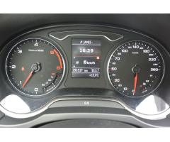 Audi A3 2.0TDi Spotback 110kW Xenon - 18