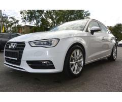 Audi A3 2.0TDi Spotback 110kW Xenon - 41