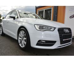 Audi A3 2.0TDi Spotback 110kW Xenon - 42