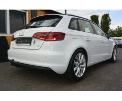 Audi A3 2.0TDi Spotback 110kW Xenon - 43