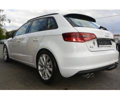 Audi A3 2.0TDi Spotback 110kW Xenon - 44