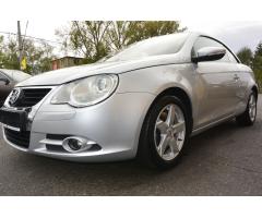 Volkswagen EOS 2.0TDi 103kW - 40