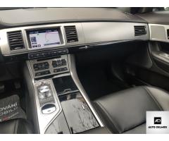 Jaguar XF 2.2D-S/2013/ČR,2MAJ,S.KNIHA-ZÁ - 41