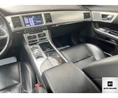 Jaguar XF 2.2D-S/2013/ČR,2MAJ,S.KNIHA-ZÁ - 51