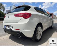 Alfa Romeo Giulietta 2.0JTD-170/2013/Distinctive,TC - 9