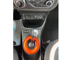 Renault Twingo E-Tech-60KW/2021/VIBES EDIT,1M - 38