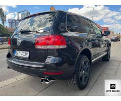 Volkswagen Touareg 5.0TDI/2005/NAVI,KŮŽE,TAŽNÉ,NE - 8