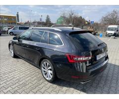 Škoda Superb 2,0 TSI 206kW Style Combi 4x4 DSG - 6